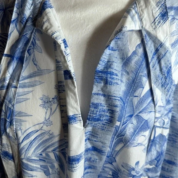 Tuckernuck Safari Toile Blue White Flare Sleeve Dress Size Small - Picture 10 of 11